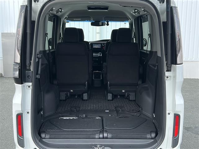 ステップワゴンスパーダ スパーダハイブリッド　Ｇ　ホンダセンシング　純正ナビ　バックカメラ　純正フリップダウンモニター　ビルトインＥＴＣ　両側電動　前方ドラレコ　　コーナーセンサー　スペアキー　ＵＳＢ給電　レーダークルーズコントロール　ＬＥＤ　ウォークスルー　禁煙車（31枚目）
