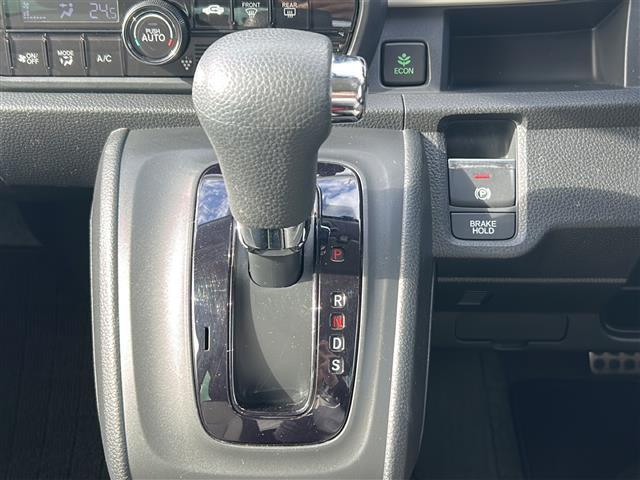 Ｎ－ＯＮＥ オリジナル　純正８型ナビ　バックカメラ　ルームミラー型前後ドライブレコーダー　前後コーナーセンサー　ホンダセンシング　ハーフレザーシート　スペアキー　ＬＥＤ　オートハイビーム　ＵＳＢ・タイプＣ給電ポート　禁煙車（12枚目）
