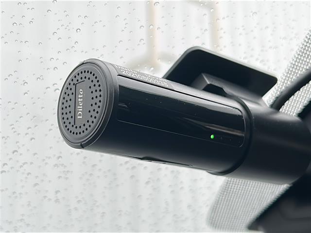 キックス Ｘ　社外ナビ　バックカメラ　ビルトインＥＴＣ　前席シートヒーター　ステアリングヒーター　前方ドライブレコーダー　前後コーナーセンサー　プロパイロット　レーダークルーズコントロール　ＵＳＢ給電ポート　禁煙車（5枚目）