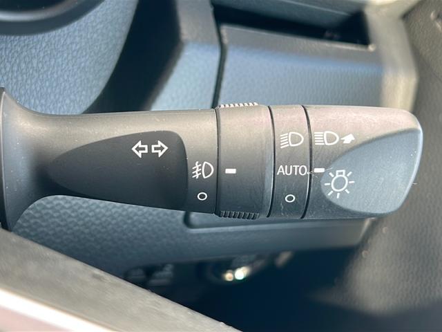 ルーミー カスタムG 社外ナビ バックカメラ 両側パワースライドドア コーナーセンサー ビルトインETC 前後ドライブレコーダー レーダークルーズコントロール レーンキープアシスト USB給電 LEDヘッドライト 禁煙車(18枚目)