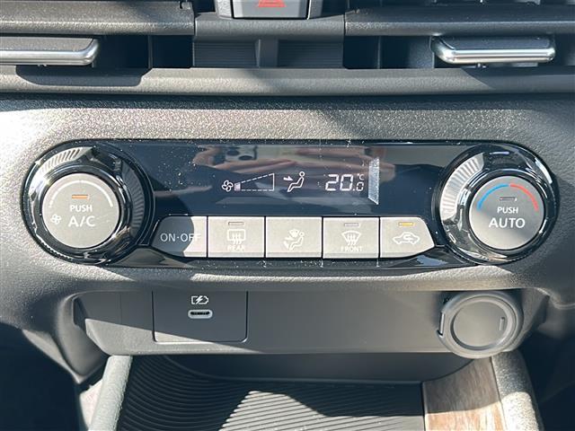 オーラ G 純正9型ナビ 全周囲 BSM デジタルインナーミラー スペアキー 前後コーナーセンサー 前後ドライブレコーダー ハーフレザーシート パワーシート LEDヘッドライト フロアマット タイプC給電 禁煙車(10枚目)