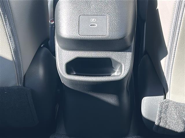 オーラ G 純正9型ナビ 全周囲 BSM デジタルインナーミラー スペアキー 前後コーナーセンサー 前後ドライブレコーダー ハーフレザーシート パワーシート LEDヘッドライト フロアマット タイプC給電 禁煙車(22枚目)