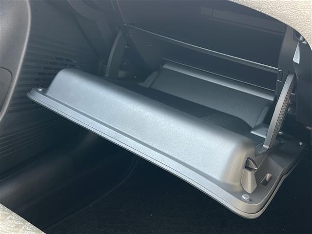 オーラ G 純正9型ナビ 全周囲 BSM デジタルインナーミラー スペアキー 前後コーナーセンサー 前後ドライブレコーダー ハーフレザーシート パワーシート LEDヘッドライト フロアマット タイプC給電 禁煙車(23枚目)