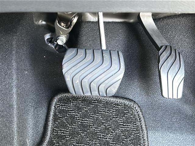 オーラ G 純正9型ナビ 全周囲 BSM デジタルインナーミラー スペアキー 前後コーナーセンサー 前後ドライブレコーダー ハーフレザーシート パワーシート LEDヘッドライト フロアマット タイプC給電 禁煙車(26枚目)