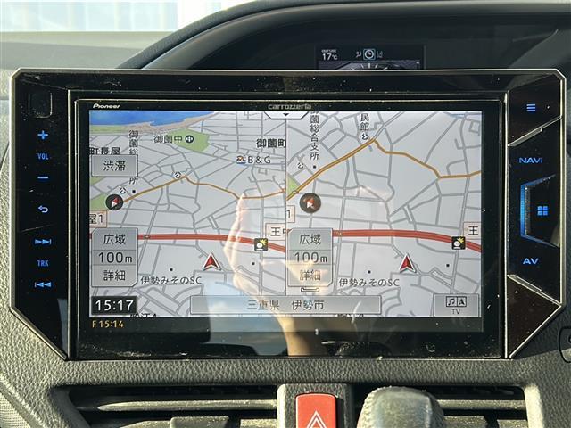 ヴォクシー ＺＳ　煌ＩＩ　社外ナビ　社外１３．３後席モニター　バックカメラ　スペアキー　両側パワースライドドア　ビルトインＥＴＣ　コーナーセンサー　ＵＳＢ給電　クルーズコントロール　ＬＥＤヘッドライト　オートハイビーム　禁煙車（5枚目）