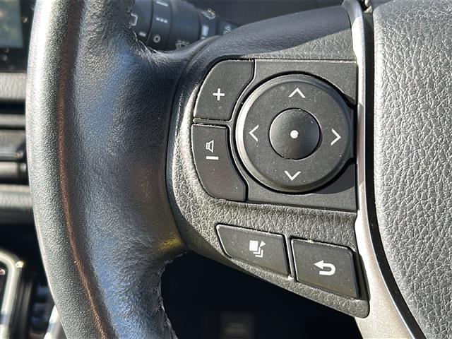 ヴォクシー ＺＳ　煌ＩＩ　社外ナビ　社外１３．３後席モニター　バックカメラ　スペアキー　両側パワースライドドア　ビルトインＥＴＣ　コーナーセンサー　ＵＳＢ給電　クルーズコントロール　ＬＥＤヘッドライト　オートハイビーム　禁煙車（14枚目）