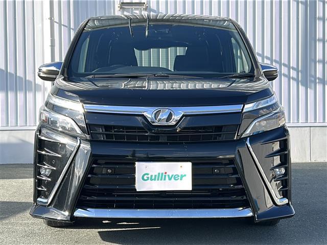 ヴォクシー ＺＳ　煌ＩＩ　社外ナビ　社外１３．３後席モニター　バックカメラ　スペアキー　両側パワースライドドア　ビルトインＥＴＣ　コーナーセンサー　ＵＳＢ給電　クルーズコントロール　ＬＥＤヘッドライト　オートハイビーム　禁煙車（33枚目）