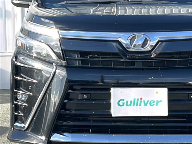 ヴォクシー ＺＳ　煌ＩＩ　社外ナビ　社外１３．３後席モニター　バックカメラ　スペアキー　両側パワースライドドア　ビルトインＥＴＣ　コーナーセンサー　ＵＳＢ給電　クルーズコントロール　ＬＥＤヘッドライト　オートハイビーム　禁煙車（40枚目）