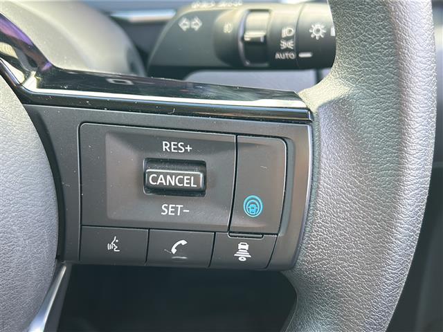 ノート X 純正9型ナビ 全周囲 デジタルインナーミラー ワイヤレス充電器 BSM ビルトインETC2.0 プロパイロット 前後コーナーセンサー スペアキー ドラレコ レーダークルーズコントロール LED 禁煙車(16枚目)