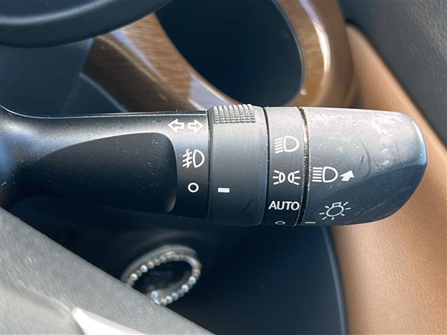 キャスト スタイルG プライムコレクション SAIII 社外ナビ バックカメラ ETC 前後ドライブレコーダー 前席シートヒーター コーナーセンサー USB給電 ハーフレザーシート 革巻きステアリング LED オートハイビーム 純正フロアマット 禁煙車(16枚目)