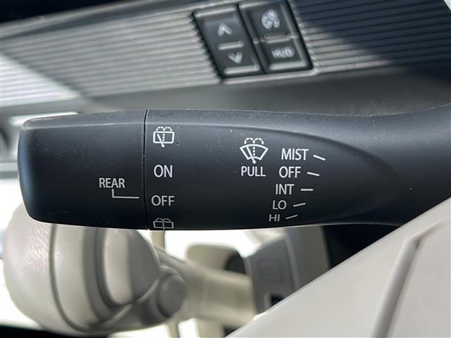 ワゴンRスマイル ハイブリッドS 社外ナビ 両側パワースライドドア シートヒーター レーダークルーズコントロール レーンキープアシスト 横滑り防止 ヘッドアップディスプレイ オートライト 取扱説明書 保証書 電動格納ミラー 禁煙車(11枚目)