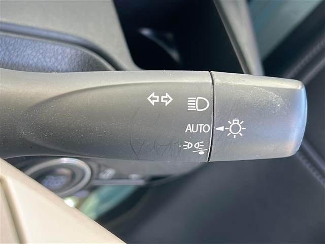 ワゴンRスマイル ハイブリッドS 社外ナビ 両側パワースライドドア シートヒーター レーダークルーズコントロール レーンキープアシスト 横滑り防止 ヘッドアップディスプレイ オートライト 取扱説明書 保証書 電動格納ミラー 禁煙車(12枚目)