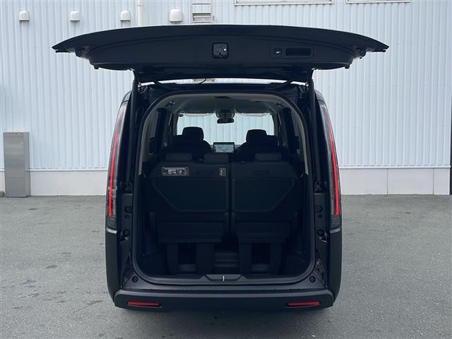 ステップワゴン e:HEVエアー EX 登録済未使用 純正11.4型ナビ バックカメラ BSM 両側電動 パワーバックドア シートヒーター USB タイプC 前後コーナーセンサー レーダークルーズコントロール オットマン スペアキー LED(31枚目)