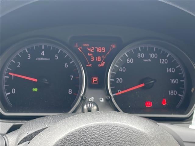 ノート X 純正ナビ 全周囲カメラ ETC 前後コーナーセンサー 前後ドライブレコーダー レーンキープアシスト 衝突軽減ブレーキ 純正フロアマット ステアリングスイッチ オートライト 電動格納ミラー 禁煙車(6枚目)