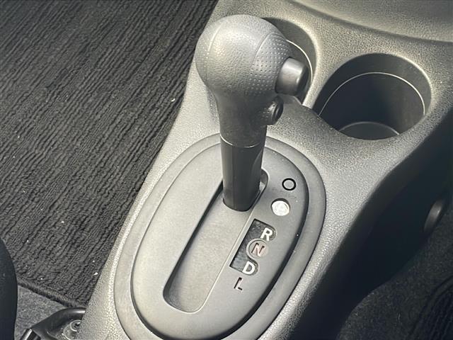 ノート X 純正ナビ 全周囲カメラ ETC 前後コーナーセンサー 前後ドライブレコーダー レーンキープアシスト 衝突軽減ブレーキ 純正フロアマット ステアリングスイッチ オートライト 電動格納ミラー 禁煙車(9枚目)