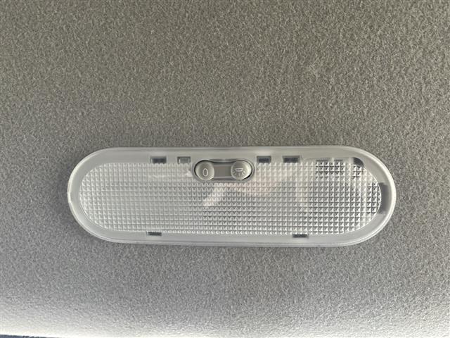 ノート X 純正ナビ 全周囲カメラ ETC 前後コーナーセンサー 前後ドライブレコーダー レーンキープアシスト 衝突軽減ブレーキ 純正フロアマット ステアリングスイッチ オートライト 電動格納ミラー 禁煙車(20枚目)