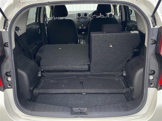 ノート X 純正ナビ 全周囲カメラ ETC 前後コーナーセンサー 前後ドライブレコーダー レーンキープアシスト 衝突軽減ブレーキ 純正フロアマット ステアリングスイッチ オートライト 電動格納ミラー 禁煙車(27枚目)