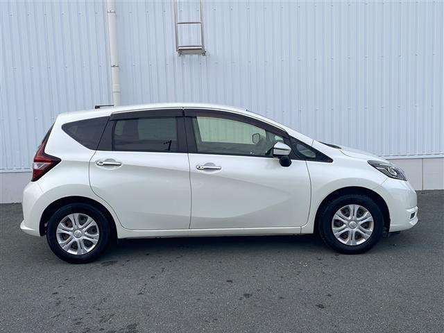 ノート X 純正ナビ 全周囲カメラ ETC 前後コーナーセンサー 前後ドライブレコーダー レーンキープアシスト 衝突軽減ブレーキ 純正フロアマット ステアリングスイッチ オートライト 電動格納ミラー 禁煙車(36枚目)