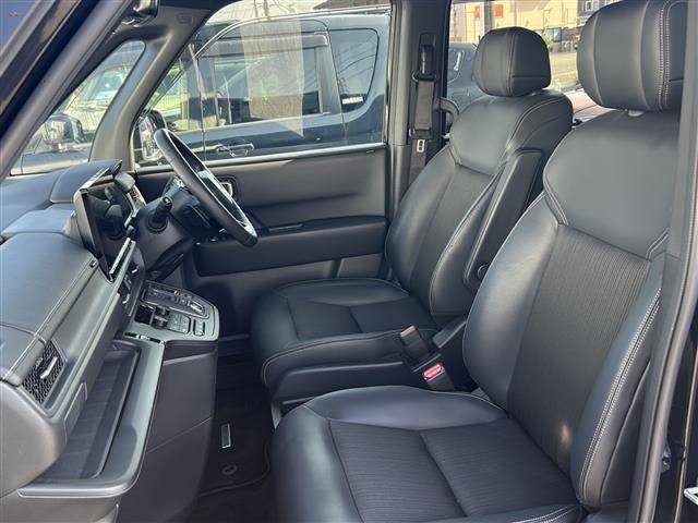 ステップワゴン ｅ：ＨＥＶスパーダ　禁煙　純正１１．４型ナビ　全方位カメラ　ＢＳＭ　前後コーナーセンサー　前後ドラレコ　ビルトインＥＴＣ　スペアキー　両側パワスラ　パワーバックドア　前後シートヒーター　ＵＳＢ給電　ＡＣＣ　ＰＣＳ（24枚目）