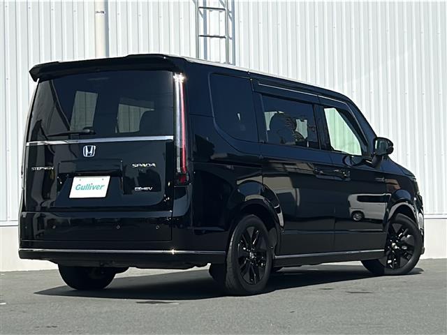 ステップワゴン ｅ：ＨＥＶスパーダ　禁煙　純正１１．４型ナビ　全方位カメラ　ＢＳＭ　前後コーナーセンサー　前後ドラレコ　ビルトインＥＴＣ　スペアキー　両側パワスラ　パワーバックドア　前後シートヒーター　ＵＳＢ給電　ＡＣＣ　ＰＣＳ（35枚目）