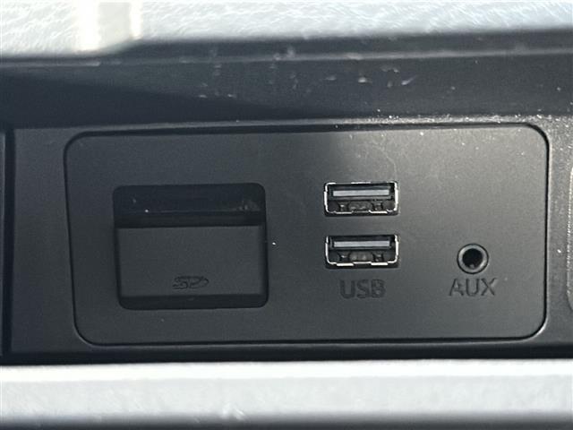 ガラスコーティング、ナビゲーション、ＥＴＣなど、その他のパーツの取り付けお見積もりのご相談も承っております！！クルマのこと何でもお任せください！