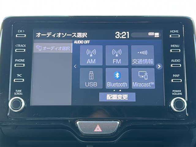 ヤリスクロス ハイブリッドZ 純正ナビ 全周囲 ビルトインETC 前席シートヒーター パワーシート パワーバックドア USB給電 前後コーナーセンサー スペアキー ハーフレザーシート レーダークルーズコントロール LED 禁煙車(5枚目)