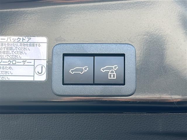 ヤリスクロス ハイブリッドZ 純正ナビ 全周囲 ビルトインETC 前席シートヒーター パワーシート パワーバックドア USB給電 前後コーナーセンサー スペアキー ハーフレザーシート レーダークルーズコントロール LED 禁煙車(6枚目)