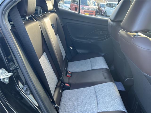 ヤリスクロス ハイブリッドZ 純正ナビ 全周囲 ビルトインETC 前席シートヒーター パワーシート パワーバックドア USB給電 前後コーナーセンサー スペアキー ハーフレザーシート レーダークルーズコントロール LED 禁煙車(29枚目)