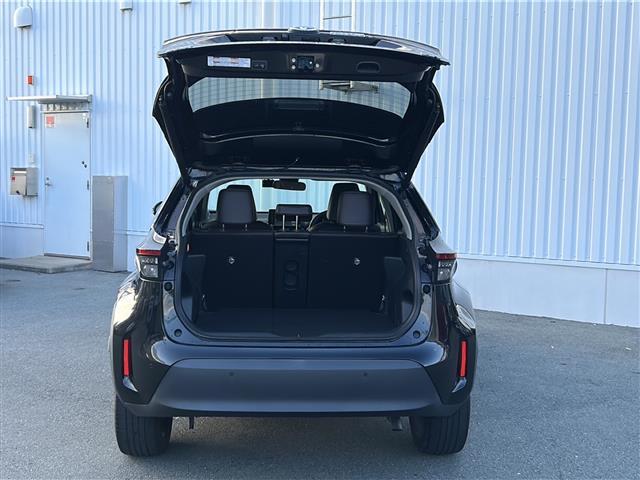 ヤリスクロス ハイブリッドZ 純正ナビ 全周囲 ビルトインETC 前席シートヒーター パワーシート パワーバックドア USB給電 前後コーナーセンサー スペアキー ハーフレザーシート レーダークルーズコントロール LED 禁煙車(32枚目)