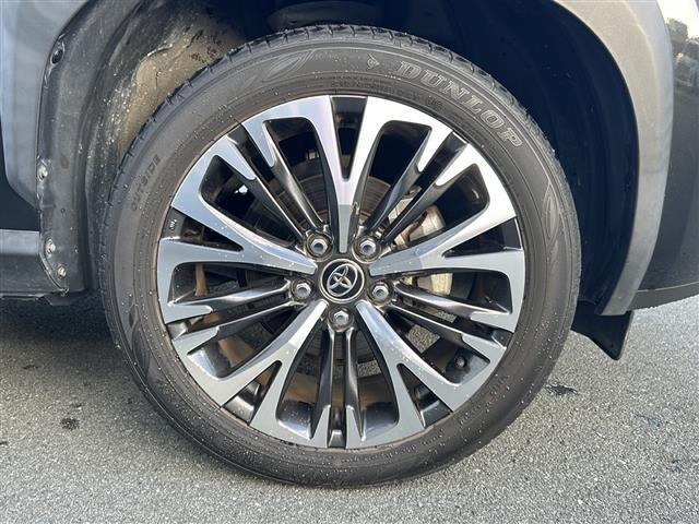 ヤリスクロス ハイブリッドZ 純正ナビ 全周囲 ビルトインETC 前席シートヒーター パワーシート パワーバックドア USB給電 前後コーナーセンサー スペアキー ハーフレザーシート レーダークルーズコントロール LED 禁煙車(41枚目)