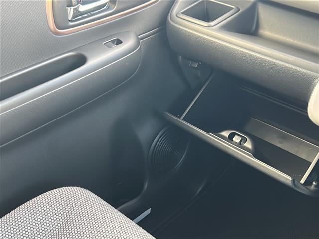 ワゴンRスマイル ハイブリッドX シートヒーター コーナーセンサー スペアキー 両側パワースライドドア USB給電ポート レーダークルーズコントロール レーンキープアシスト 純正フロアマット LEDヘッドライト オートハイビーム 禁煙(20枚目)