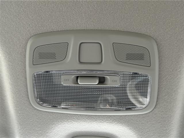 ワゴンRスマイル ハイブリッドX シートヒーター コーナーセンサー スペアキー 両側パワースライドドア USB給電ポート レーダークルーズコントロール レーンキープアシスト 純正フロアマット LEDヘッドライト オートハイビーム 禁煙(21枚目)