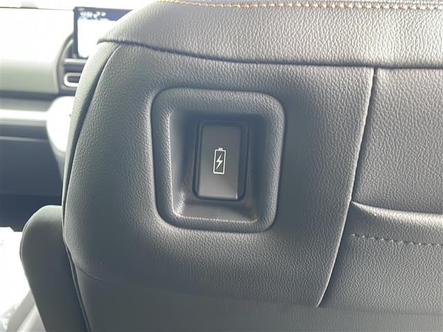 フリード ｅ：ＨＥＶクロスター　純正９インチコネクトナビ　アップルカープレイ　ＢＳＭ　両側パワースライドドア　バックカメラ　前席シートヒーター　追従クルーズコントロール　コーナーセンサー　ＵＳＢ　ＬＥＤ　ハーフレザーシート（23枚目）