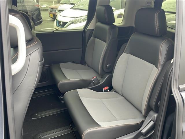 フリード ｅ：ＨＥＶクロスター　純正９インチコネクトナビ　アップルカープレイ　ＢＳＭ　両側パワースライドドア　バックカメラ　前席シートヒーター　追従クルーズコントロール　コーナーセンサー　ＵＳＢ　ＬＥＤ　ハーフレザーシート（26枚目）