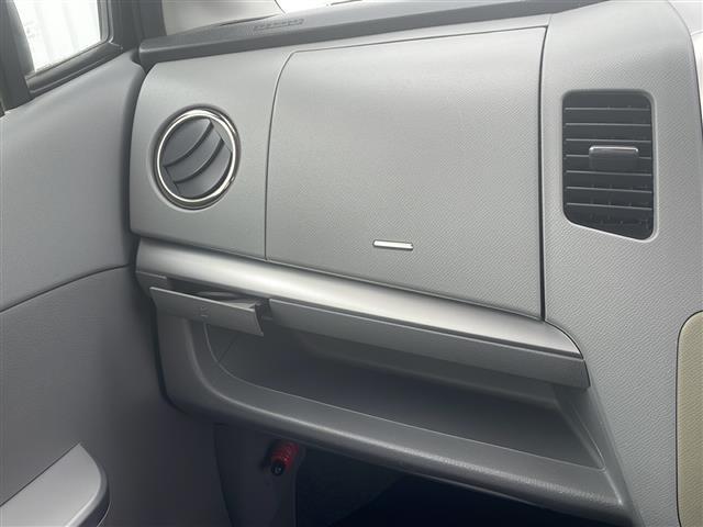 ワゴンＲ ＦＸリミテッドＩＩ　スペアキー　純正フロアマット　ＣＤプレーヤー　本革巻きステアリング　オートエアコン　ダブルエアーバック　　　プッシュスタート　ウィンカーミラー　ドアバイザー　電動格納ミラー　純正アルミホイール（12枚目）