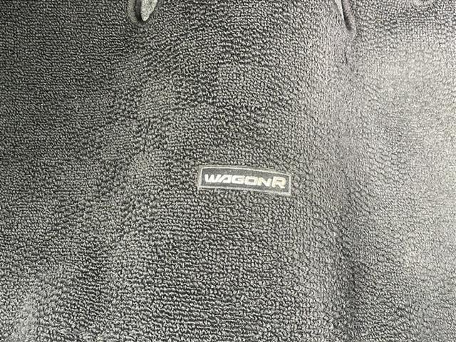 ワゴンＲ ＦＸリミテッドＩＩ　スペアキー　純正フロアマット　ＣＤプレーヤー　本革巻きステアリング　オートエアコン　ダブルエアーバック　　　プッシュスタート　ウィンカーミラー　ドアバイザー　電動格納ミラー　純正アルミホイール（22枚目）