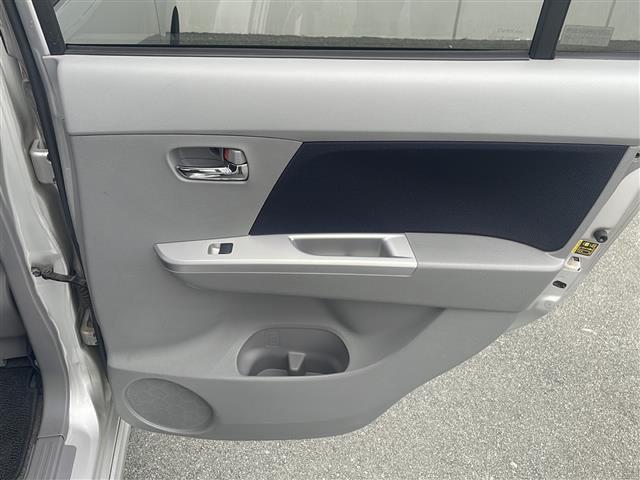 ワゴンＲ ＦＸリミテッドＩＩ　スペアキー　純正フロアマット　ＣＤプレーヤー　本革巻きステアリング　オートエアコン　ダブルエアーバック　　　プッシュスタート　ウィンカーミラー　ドアバイザー　電動格納ミラー　純正アルミホイール（24枚目）