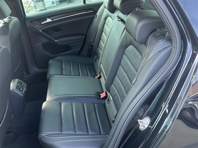 ゴルフＲ ベースグレード　純正ナビ　バックカメラ　本革シート　ＥＴＣ　スペアキー　前後ドラレコ　前後クリアランスソナー　シートヒーター　パワーシート　ＡＣＣ　オートライト　電動格納ミラー　革巻きステアリング　禁煙車（26枚目）