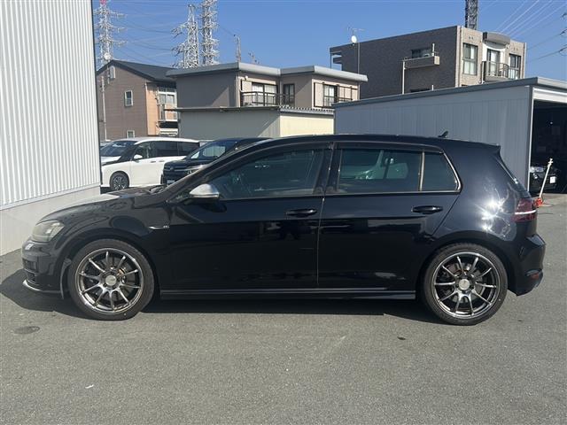 ゴルフＲ ベースグレード　純正ナビ　バックカメラ　本革シート　ＥＴＣ　スペアキー　前後ドラレコ　前後クリアランスソナー　シートヒーター　パワーシート　ＡＣＣ　オートライト　電動格納ミラー　革巻きステアリング　禁煙車（33枚目）