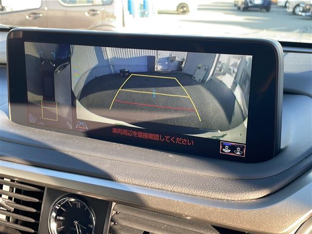 ＲＸ ＲＸ３００　Ｆスポーツ　純正１２．３型ナビ　全周囲カメラ　パノラマサンルーフ　ＢＳＭ　ＨＵＤ　本革シート　ＥＴＣ２．０　ドラレコ　パワーバックドア　ステアヒーター　シートヒーター　エアシート　パワーシート　ＵＳＢ給電　禁煙車（4枚目）