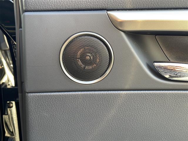 ＲＸ ＲＸ３００　Ｆスポーツ　純正１２．３型ナビ　全周囲カメラ　パノラマサンルーフ　ＢＳＭ　ＨＵＤ　本革シート　ＥＴＣ２．０　ドラレコ　パワーバックドア　ステアヒーター　シートヒーター　エアシート　パワーシート　ＵＳＢ給電　禁煙車（27枚目）