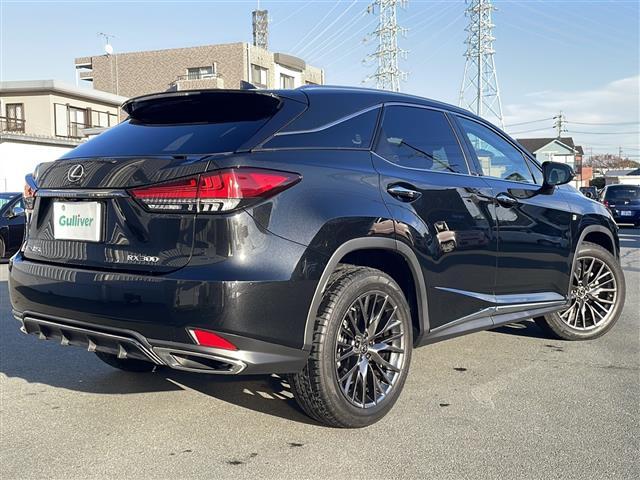 ＲＸ ＲＸ３００　Ｆスポーツ　純正１２．３型ナビ　全周囲カメラ　パノラマサンルーフ　ＢＳＭ　ＨＵＤ　本革シート　ＥＴＣ２．０　ドラレコ　パワーバックドア　ステアヒーター　シートヒーター　エアシート　パワーシート　ＵＳＢ給電　禁煙車（37枚目）