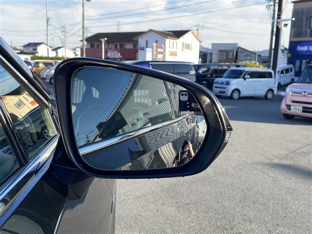 ＲＸ ＲＸ３００　Ｆスポーツ　純正１２．３型ナビ　全周囲カメラ　パノラマサンルーフ　ＢＳＭ　ＨＵＤ　本革シート　ＥＴＣ２．０　ドラレコ　パワーバックドア　ステアヒーター　シートヒーター　エアシート　パワーシート　ＵＳＢ給電　禁煙車（40枚目）