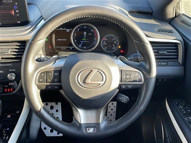 ＲＸ ＲＸ３００　Ｆスポーツ　純正１２．３型ナビ　全周囲カメラ　パノラマサンルーフ　ＢＳＭ　ＨＵＤ　本革シート　ＥＴＣ２．０　ドラレコ　パワーバックドア　ステアヒーター　シートヒーター　エアシート　パワーシート　ＵＳＢ給電　禁煙車（42枚目）