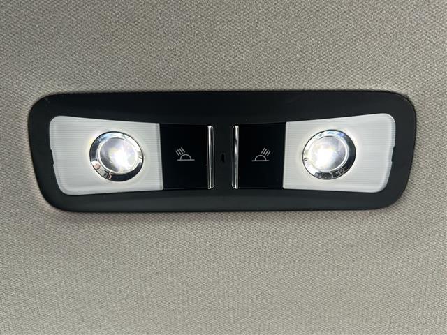 ヴェゼル Ｘ・ホンダセンシング　社外ナビ　バックカメラ　ビルトインＥＴＣ　前後クリアランスソナー　スペアキー　ドラレコ　ＵＳＢ給電　追従クルーズコントロール　レーンキープアシスト　ＬＥＤオートライト　電動格納ミラー　純正ＡＷ　禁煙車（14枚目）