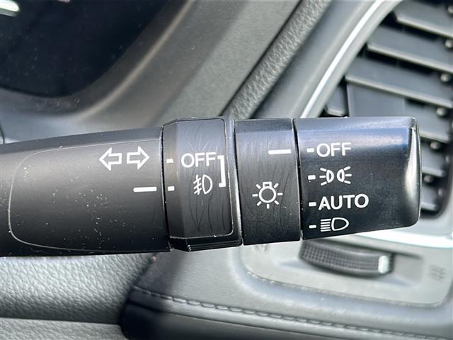 ヴェゼル Ｘ・ホンダセンシング　社外ナビ　バックカメラ　ビルトインＥＴＣ　前後クリアランスソナー　スペアキー　ドラレコ　ＵＳＢ給電　追従クルーズコントロール　レーンキープアシスト　ＬＥＤオートライト　電動格納ミラー　純正ＡＷ　禁煙車（24枚目）