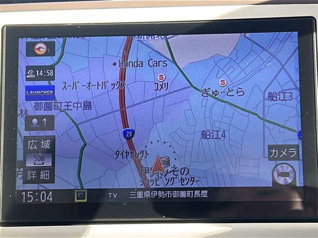 ムーヴキャンバス Ｇメイクアップリミテッド　ＳＡＩＩＩ　純正ナビ　パノラマモニター　ＥＴＣ　両側パワースライドドア　前方ドラレコ　ＵＳＢ給電　ＬＥＤヘッドライト　オートマチックハイビーム　ＰＳＣ　純正フロアマット　スマートアシスト　禁煙車（3枚目）