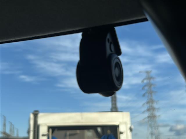 ムーヴキャンバス Ｇメイクアップリミテッド　ＳＡＩＩＩ　純正ナビ　パノラマモニター　ＥＴＣ　両側パワースライドドア　前方ドラレコ　ＵＳＢ給電　ＬＥＤヘッドライト　オートマチックハイビーム　ＰＳＣ　純正フロアマット　スマートアシスト　禁煙車（5枚目）