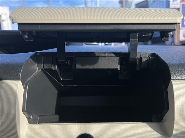 ムーヴキャンバス Ｇメイクアップリミテッド　ＳＡＩＩＩ　純正ナビ　パノラマモニター　ＥＴＣ　両側パワースライドドア　前方ドラレコ　ＵＳＢ給電　ＬＥＤヘッドライト　オートマチックハイビーム　ＰＳＣ　純正フロアマット　スマートアシスト　禁煙車（16枚目）