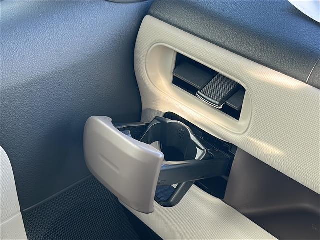 ムーヴキャンバス Ｇメイクアップリミテッド　ＳＡＩＩＩ　純正ナビ　パノラマモニター　ＥＴＣ　両側パワースライドドア　前方ドラレコ　ＵＳＢ給電　ＬＥＤヘッドライト　オートマチックハイビーム　ＰＳＣ　純正フロアマット　スマートアシスト　禁煙車（18枚目）